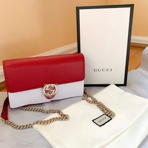 (NWT) GUCCI Wallet on Chain Interlocking G Bag